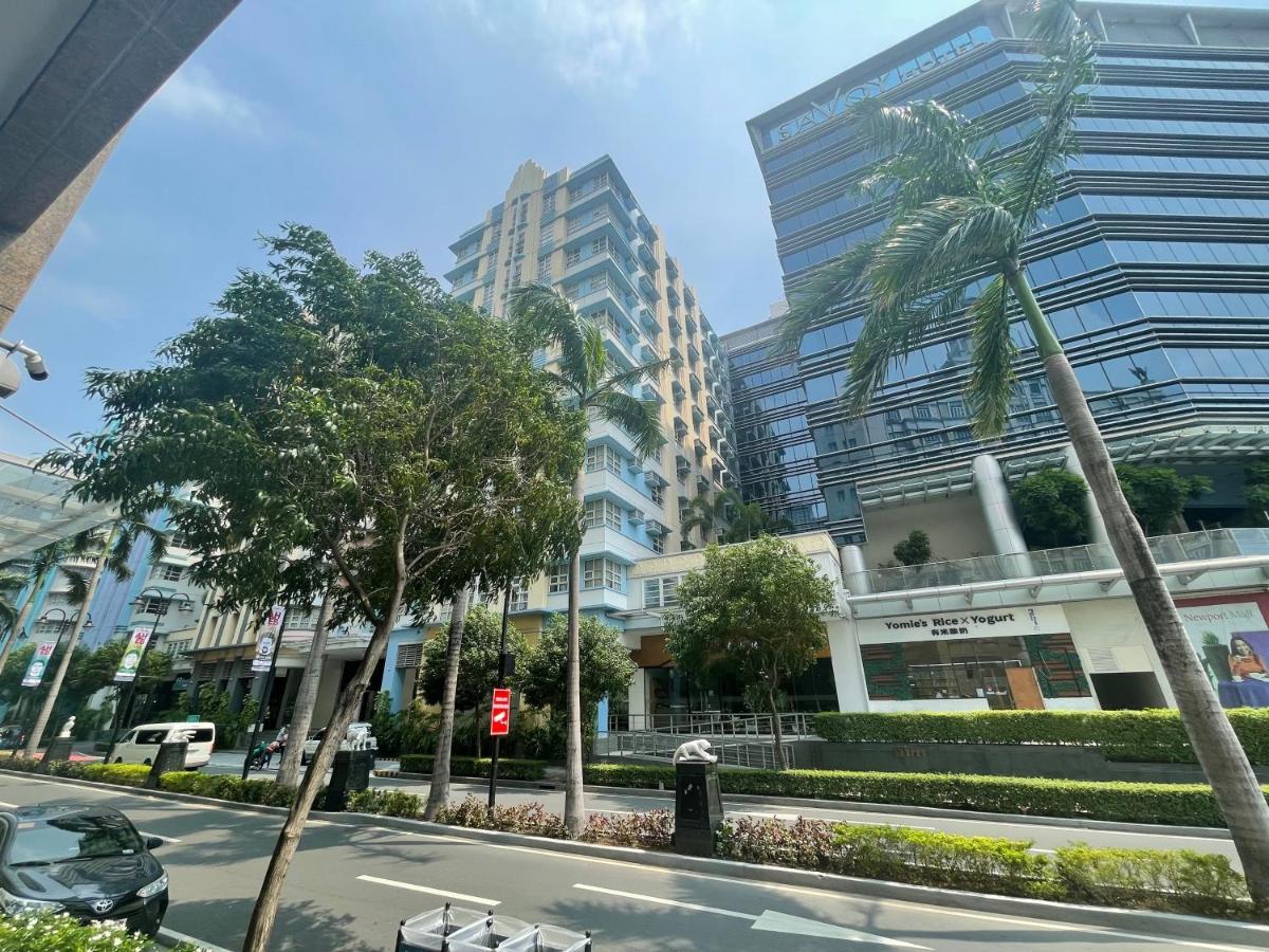 4J North Wing - 150 Newport Boulevard, Near Terminal3 Airport Манила Екстериор снимка